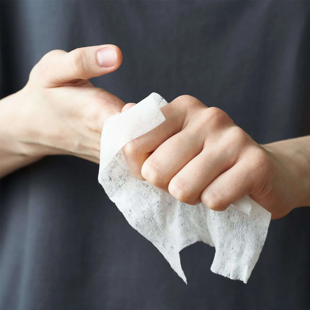 Sanitizer Wipes available in online  pharmacy qatar, doha 